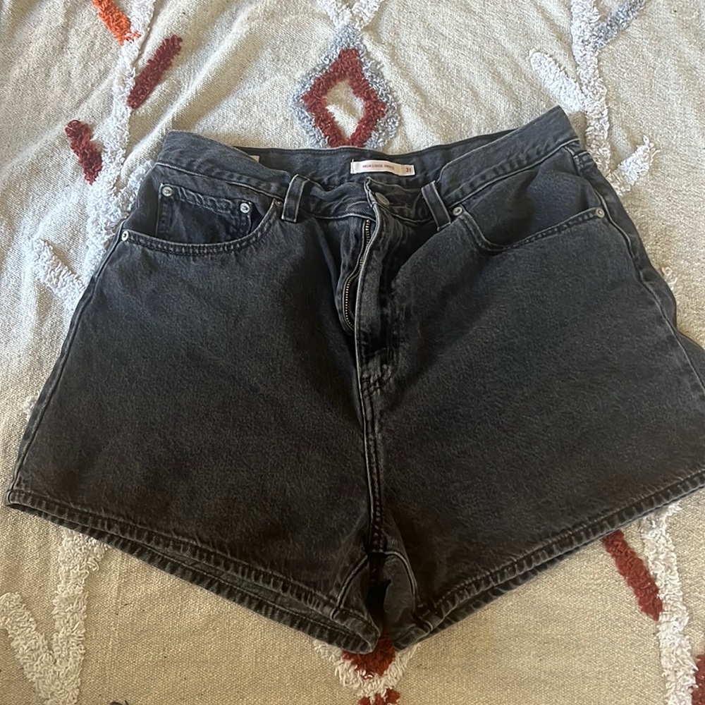 Levi’s high loose shorts